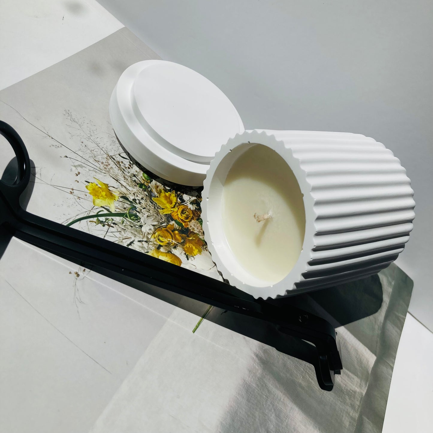 Solid small Scented soy candle
